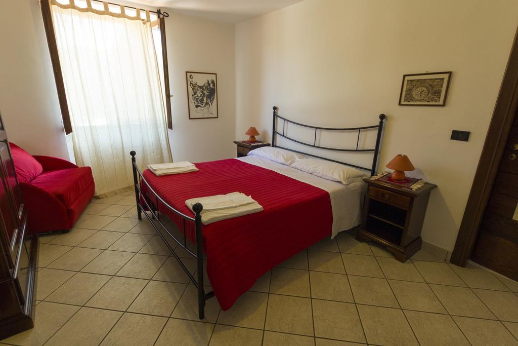 Agriturismo Ricciardelli Villa Contrada  Ruang foto