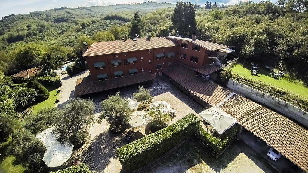 Agriturismo Ricciardelli Villa Contrada  Bagian luar foto