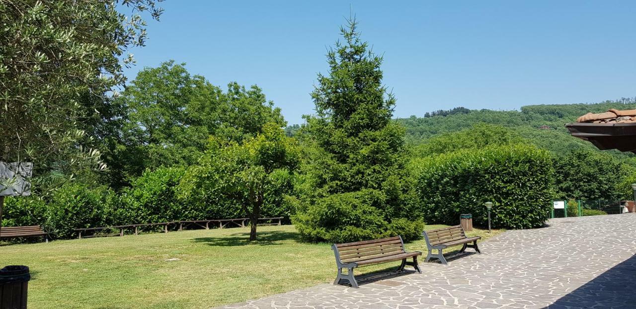 Agriturismo Ricciardelli Villa Contrada  Bagian luar foto