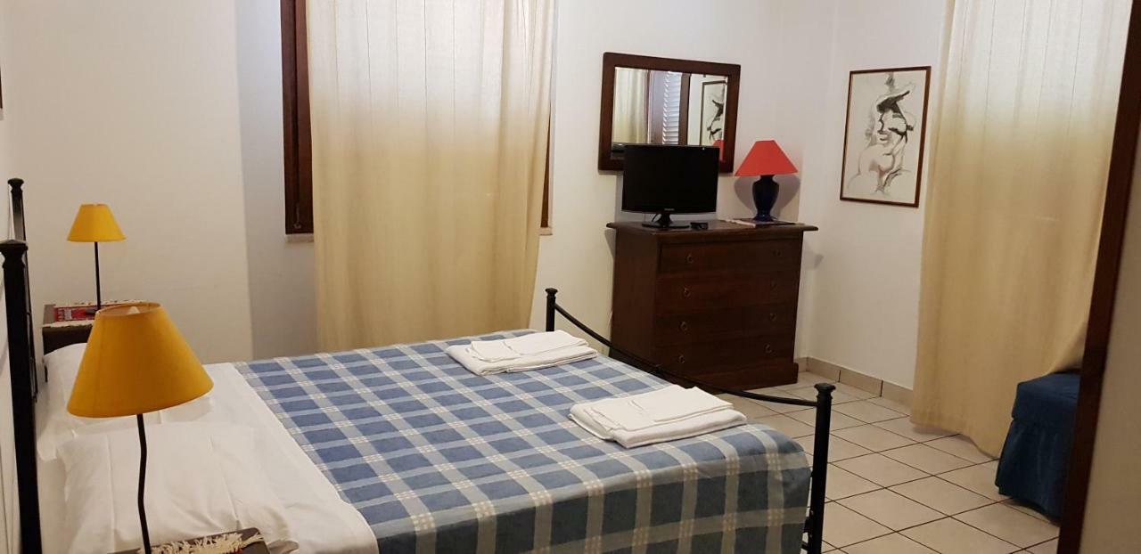 Agriturismo Ricciardelli Villa Contrada  Bagian luar foto