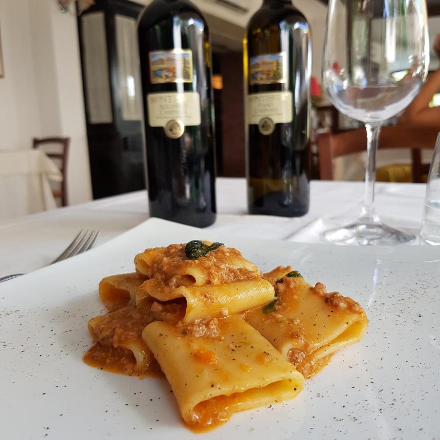 Agriturismo Ricciardelli Villa Contrada  Bagian luar foto