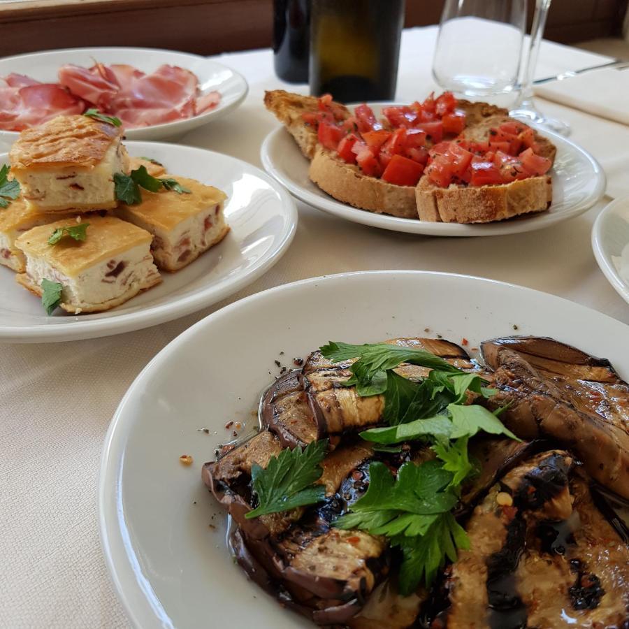 Agriturismo Ricciardelli Villa Contrada  Bagian luar foto